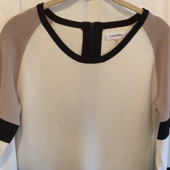 Calvin Klein NWT women’s size M block print fitted stretchy dress - Picture 3 of 5